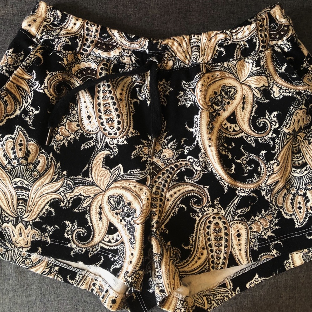 Shorts! - Picture 2 of 4